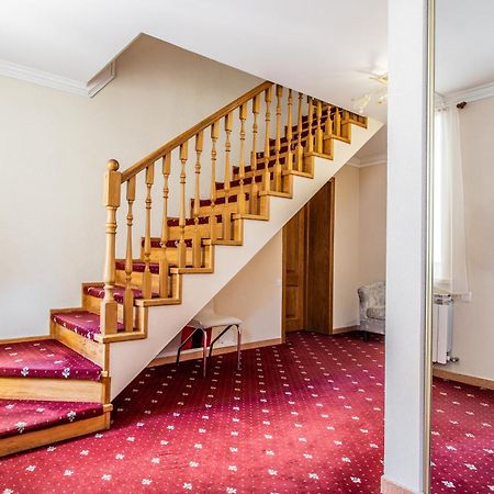 Star Rent Hotel Chisinau Luaran gambar