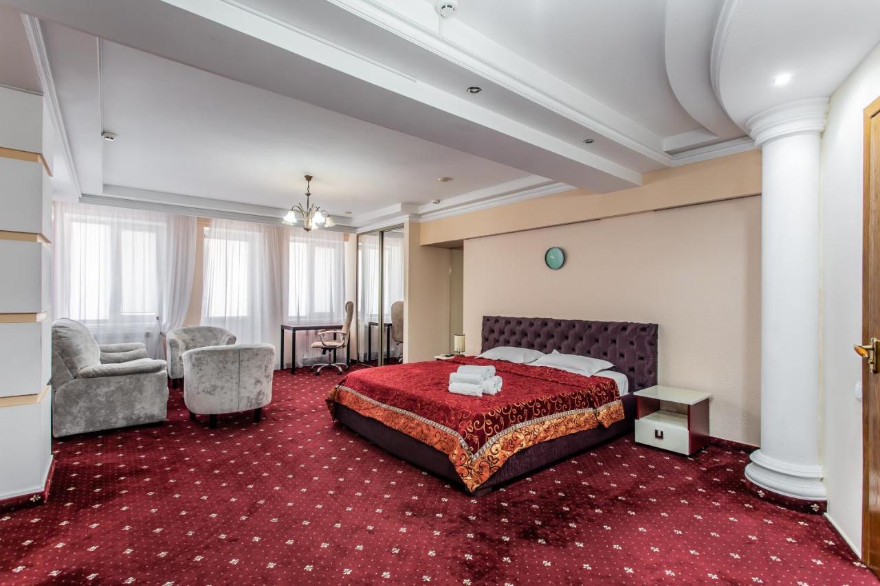 Star Rent Hotel Chisinau Luaran gambar