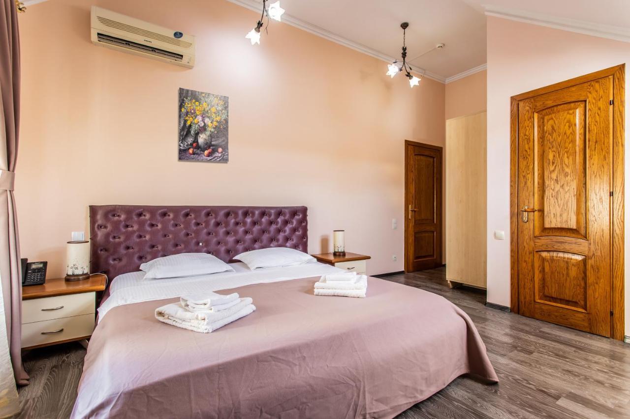 Star Rent Hotel Chisinau Luaran gambar