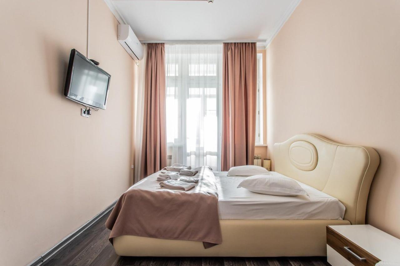 Star Rent Hotel Chisinau Luaran gambar
