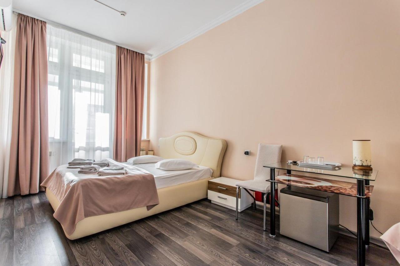 Star Rent Hotel Chisinau Luaran gambar