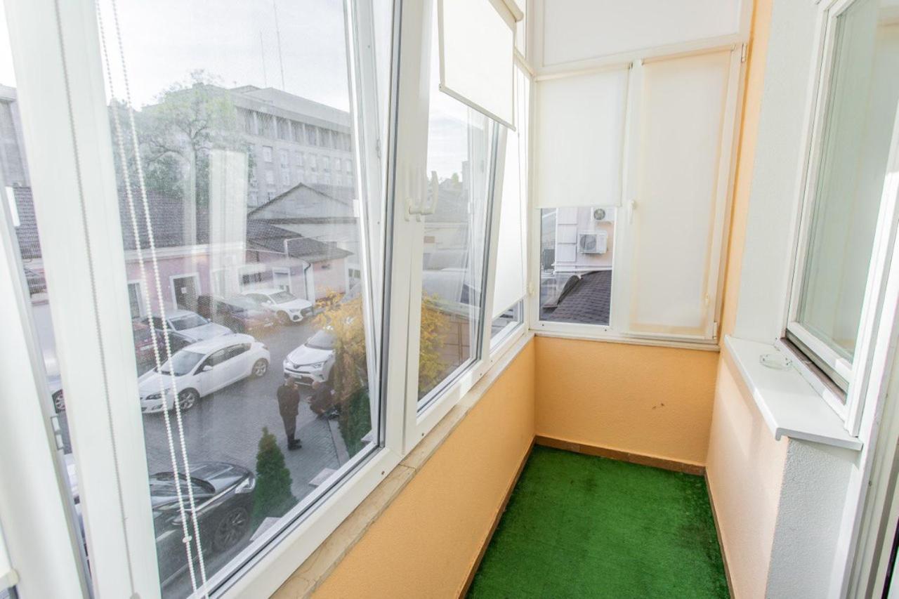Star Rent Hotel Chisinau Luaran gambar
