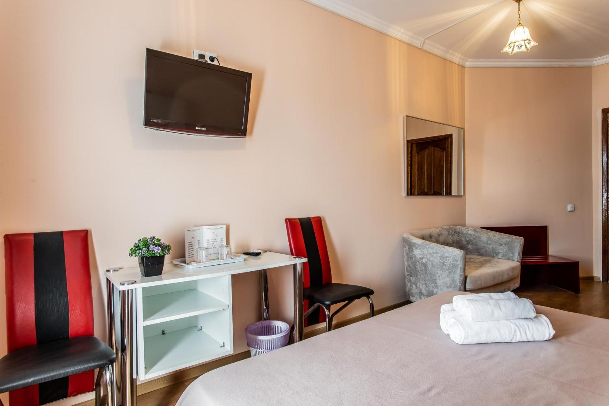 Star Rent Hotel Chisinau Luaran gambar