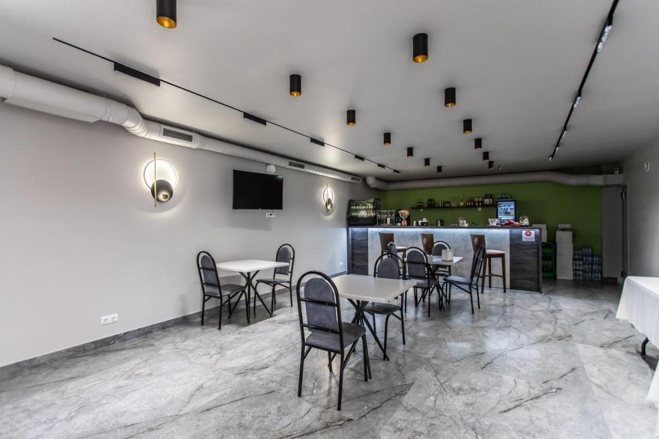 Star Rent Hotel Chisinau Luaran gambar