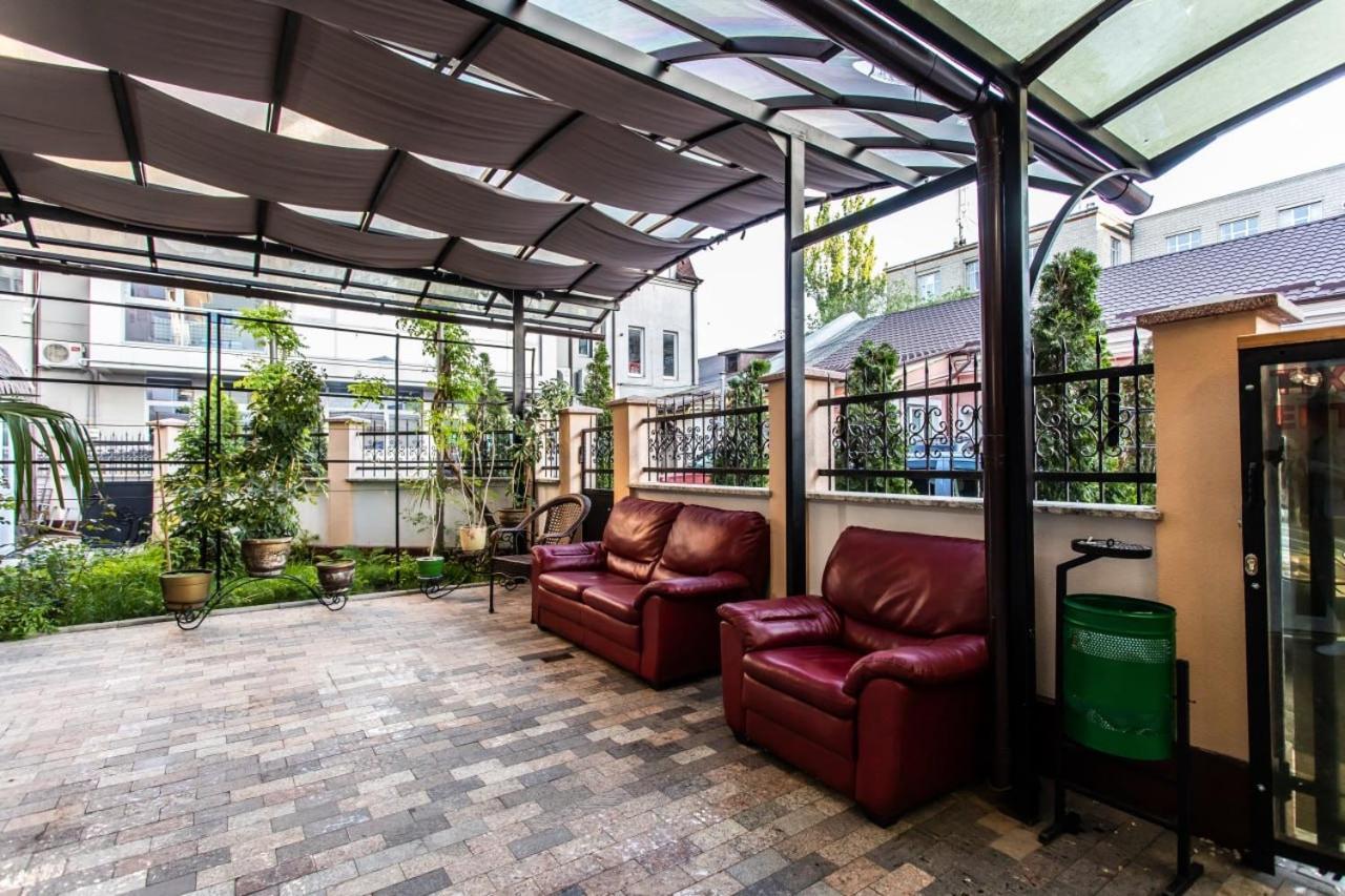 Star Rent Hotel Chisinau Luaran gambar