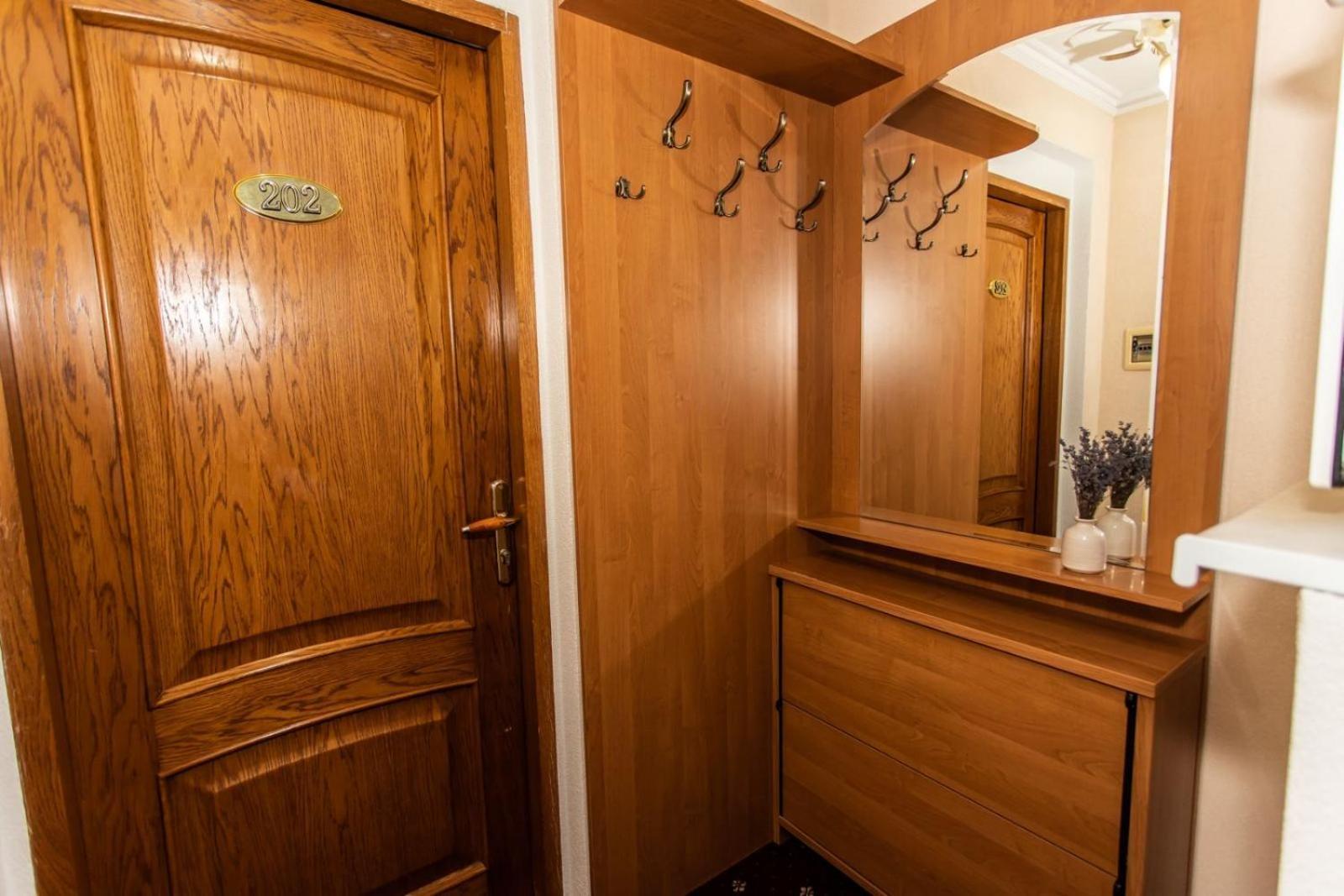 Star Rent Hotel Chisinau Luaran gambar